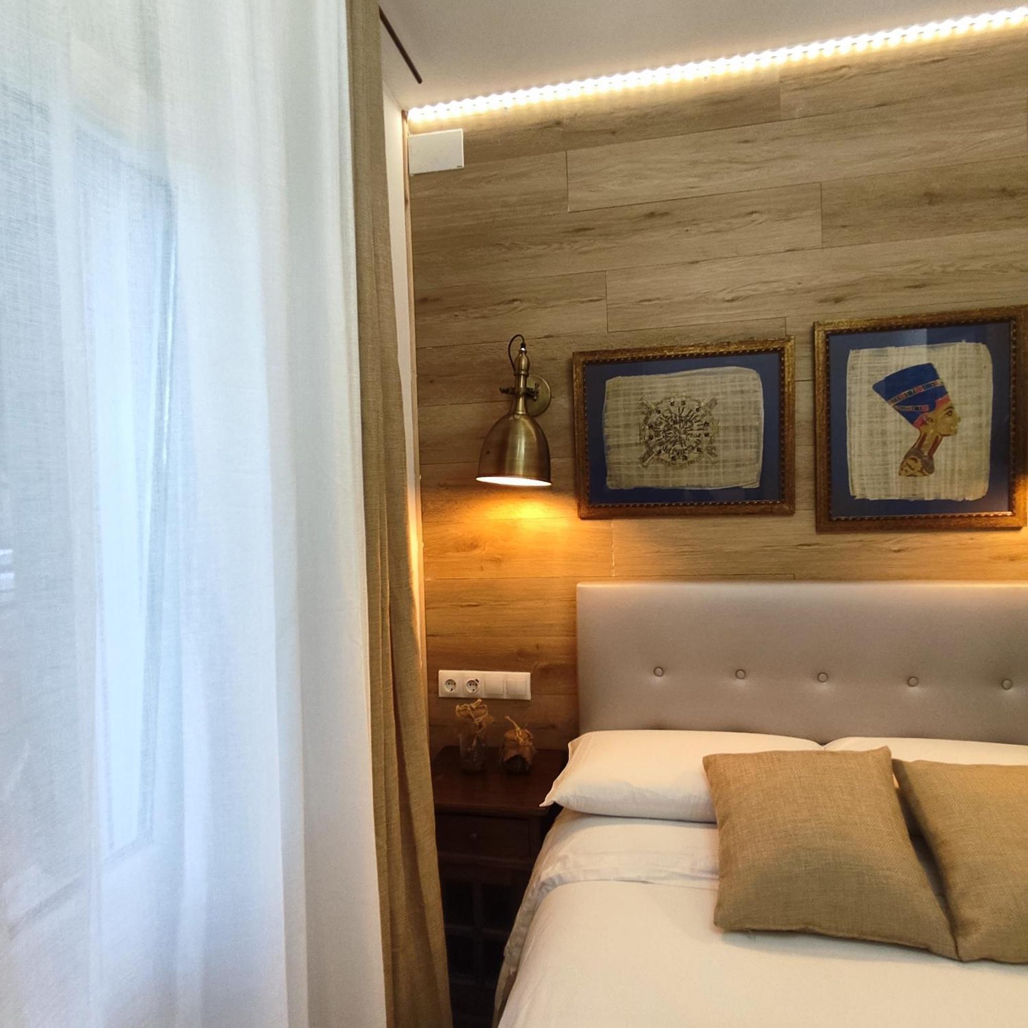 Studio Or Rooms With Private Bathroom Or Rooms With Shared Bathroom Βαρκελώνη Εξωτερικό φωτογραφία
