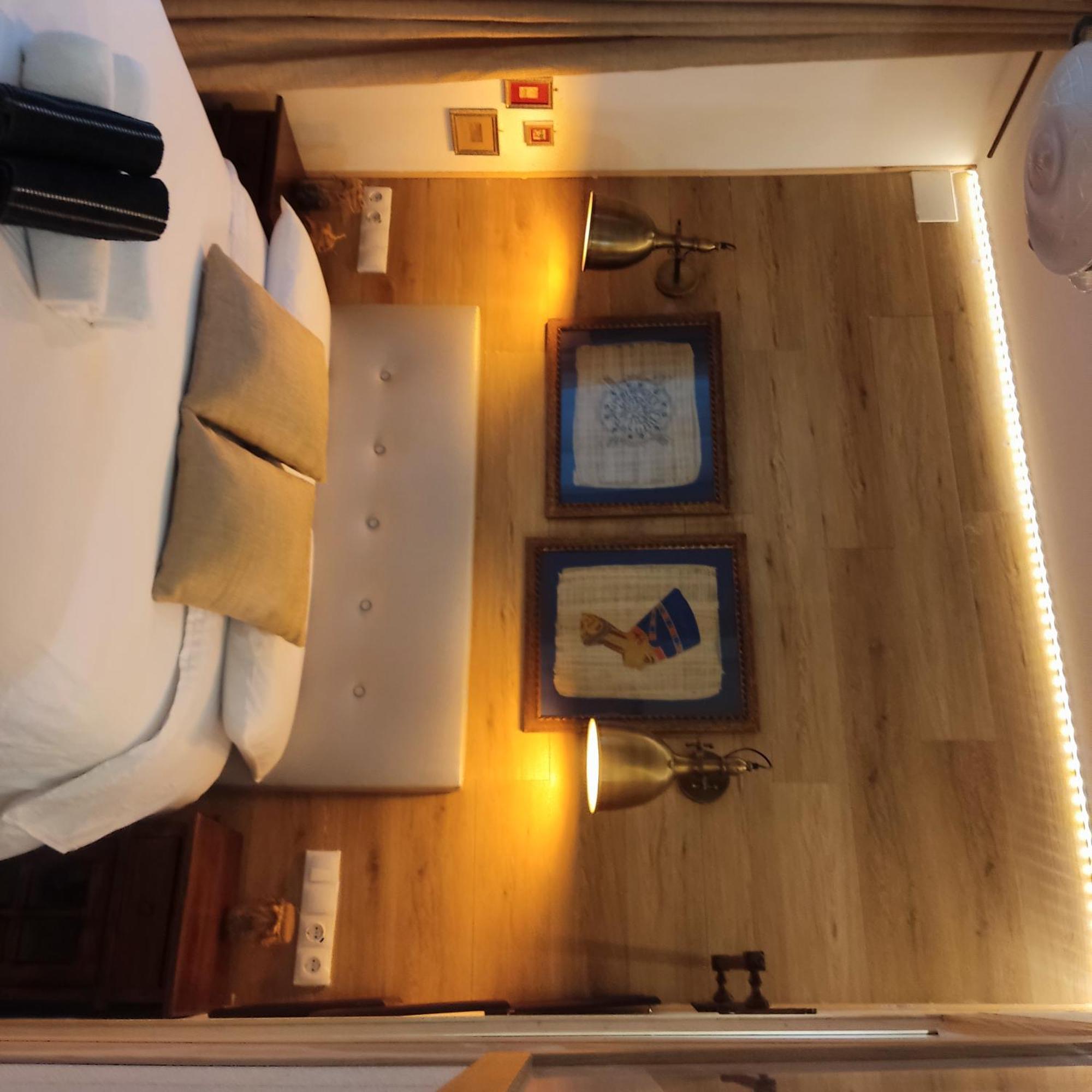 Studio Or Rooms With Private Bathroom Or Rooms With Shared Bathroom Βαρκελώνη Εξωτερικό φωτογραφία