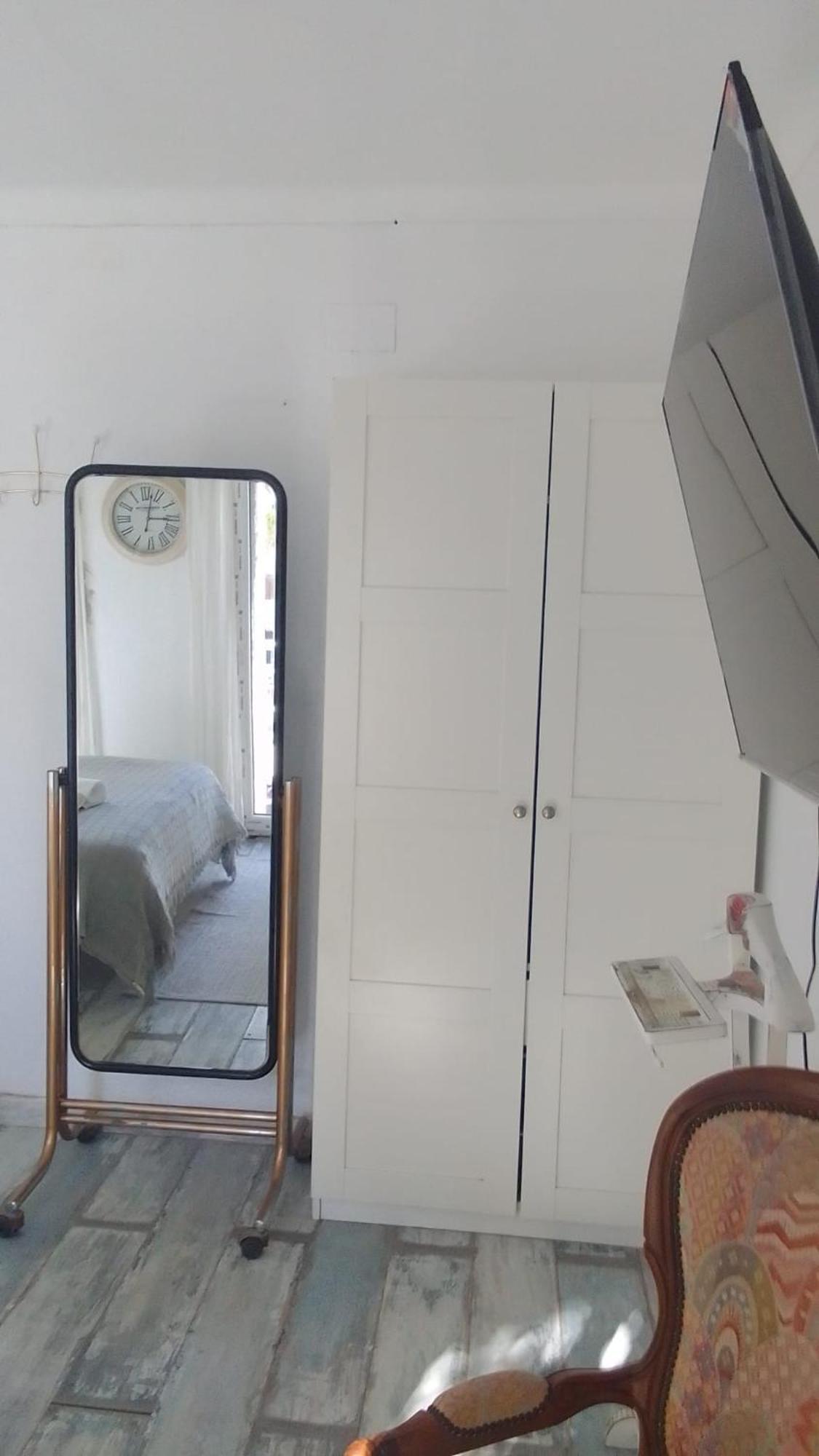 Studio Or Rooms With Private Bathroom Or Rooms With Shared Bathroom Βαρκελώνη Εξωτερικό φωτογραφία