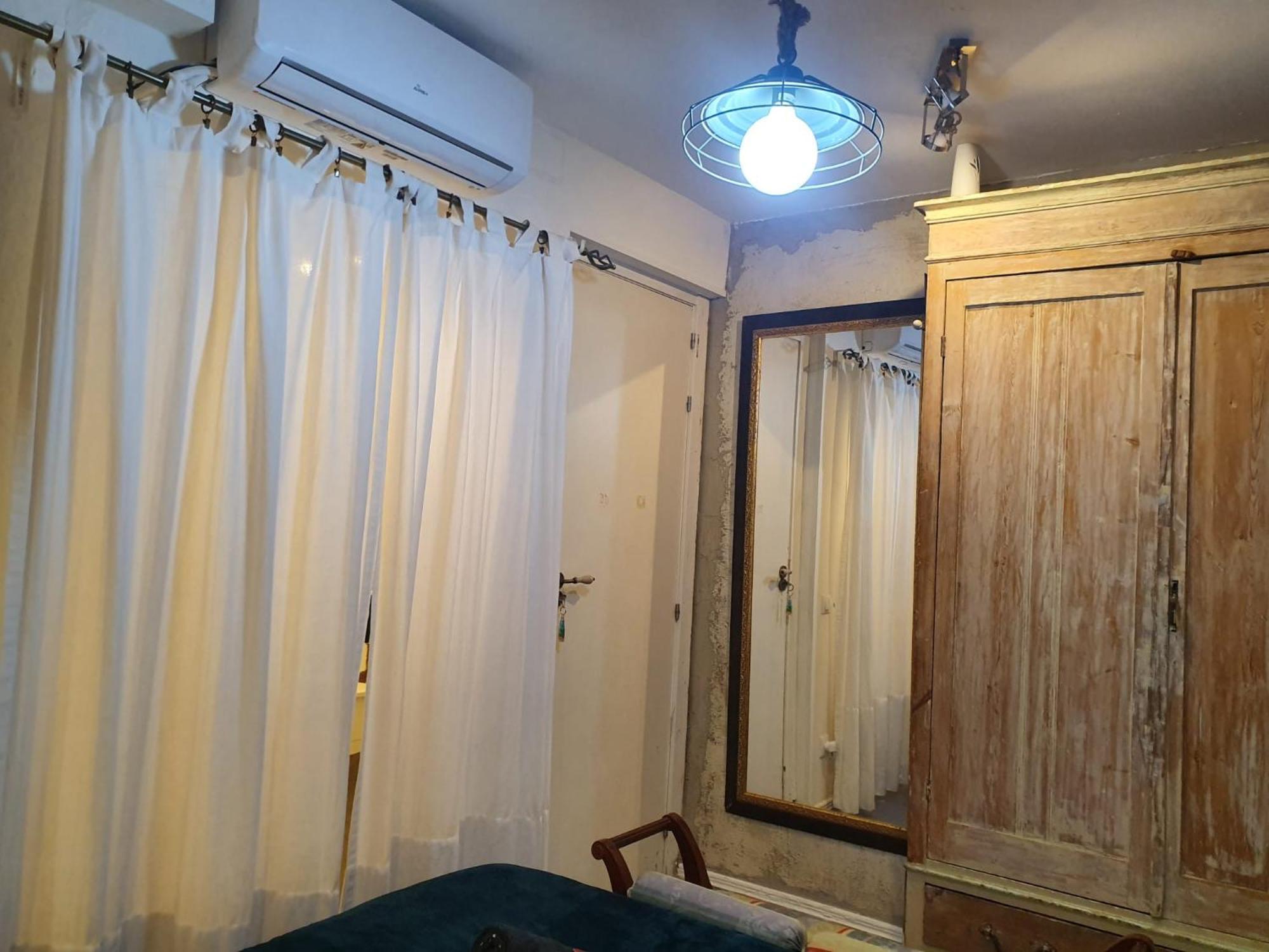 Studio Or Rooms With Private Bathroom Or Rooms With Shared Bathroom Βαρκελώνη Εξωτερικό φωτογραφία
